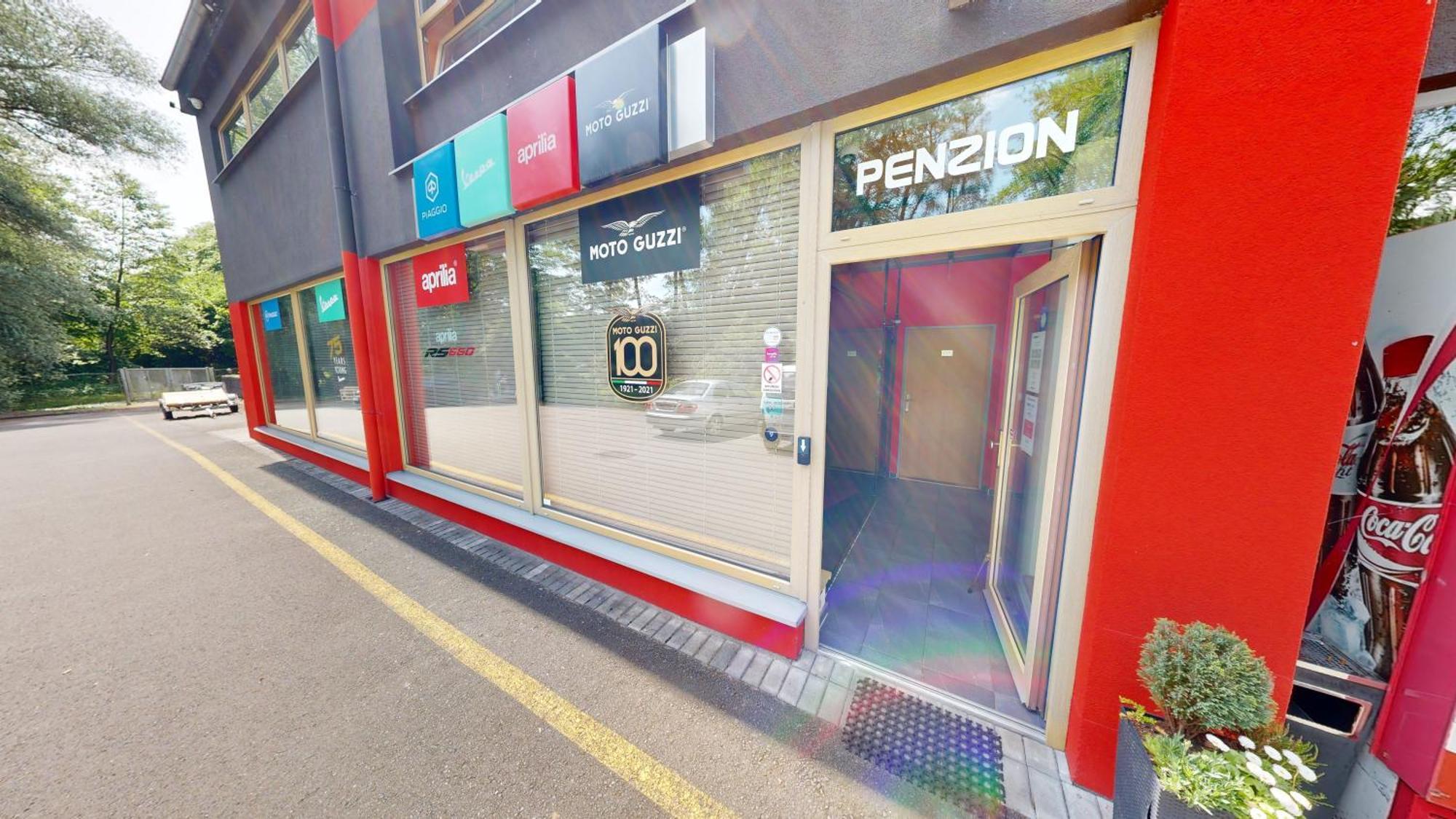 Penzion Er1 Zlín Buitenkant foto